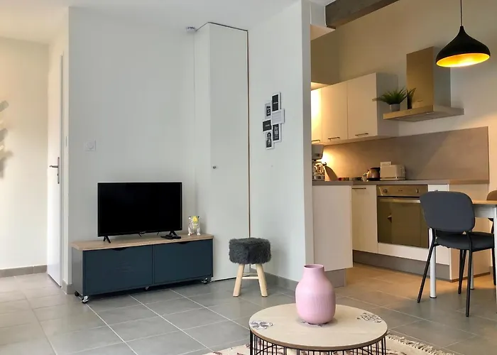 T2 En Duplex & Terrasse Apartman Saint-Priest